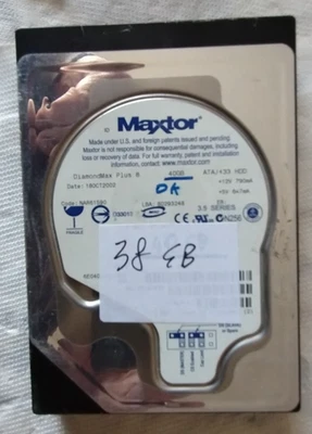 Hard Disk 40 GB Maxtor Diamond Max Plus 8  interfaccia IDE - Immagine 1 di 3
