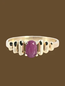 ESTATE 10K YELLOW GOLD 6x4mm OVAL NATURAL RUBY RING SIZE 8 #8129 - Picture 1 of 5