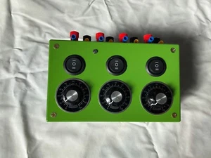 Model Train Controllers - Picture 1 of 7