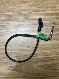 CASE IH - TEMPERATURE SENDER - 47478894 - Picture 1 of 4