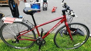 BICYCLES SPECIALIZED XS 24 INCH - Picture 1 of 16