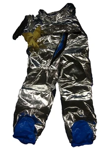LAKELAND INTERCEPTOR INT640 NIVEL A TRAJE DE MATERIALES PELIGROSOS TRAJE DE CALOR ALUMINIZADO MEDIANO - Imagen 1 de 10