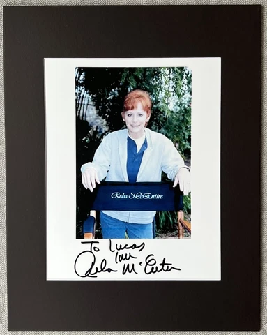 Reba McEntire Signed In Person 11x14 Matted Autographed Photo - Authentic Cover