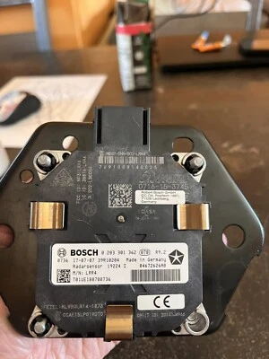 jeep cherokee Facelift Radar Sensor - Image 1 of 2