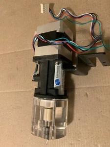Sapphire engineering VFP-V5 500uL precision pump - Interlab G26 - Picture 1 of 3