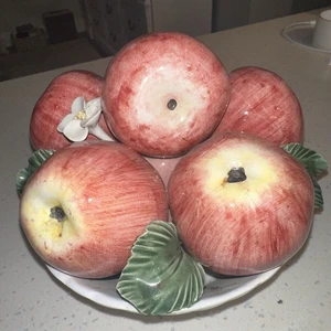 Italian Red Apple Daisy Centerpiece Made in ITALY Ceramic White Basket 9" x 9" - Picture 1 of 8
