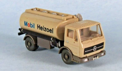 WIKING Mercdes-Benz Tanker Mobil Heizoel (Gris) Escala 1/87 HO Modelo Plástico MIRAR Foto 1 de 4