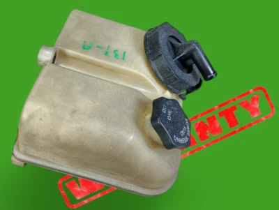 07-15 Freightliner Step Walk In Van MT45 Cummins 6.7 Botella de tanque de dirección asistida Foto 1 de 4