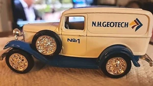 Panel Delivery Bank N.H. Geotech Ertl Die Cast No.1 Maßstab 1:25 ohne Schlüssel - Bild 1 von 12