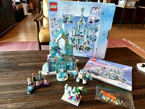 LEGO Frozen Magical Ice Palace (43172) (gebraucht, ein paar Teile fehlen) - Bild 1 von 20