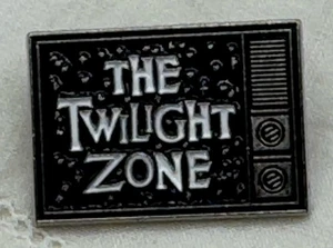 Twilight Zone TV Set Classic Show Anstecknadel Brosche - Bild 1 von 3