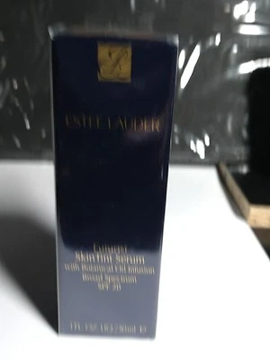 Estee Lauder Futurist Skin Tint Serum SPF 20 (1fl.oz/30ml) 8N2 RICH ESPRESSO NIB - Image 1 of 4