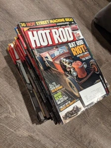 Hot Rod Magazine Lot Various Issues From the 2000's (25) - Bild 1 von 2