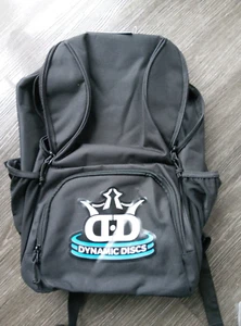 NWT DISC GOLF DYNAMIC DISCS CADET BACKPACK BAG BLACK HOLDS 20 DISCS, POCKETS - Picture 1 of 4