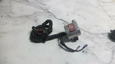 Interruptor de control derecho Honda VT1100 VT 1100 C2 97 Shadow ACE botón de arranque Foto 1 de 4