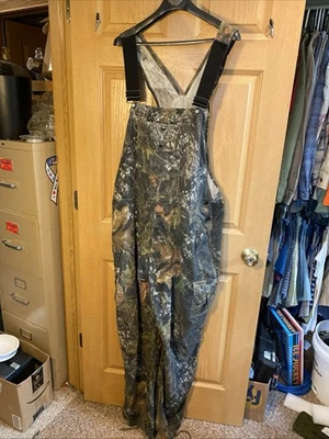 Mono de caza camuflaje Mossy Oak Apparel Explorer babero camuflado XL mezcla de algodón Foto 1 de 4