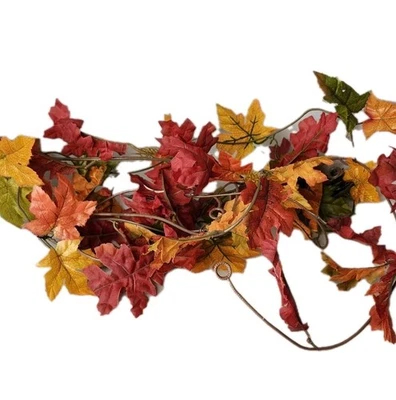 Guirnalda de Hojas de Otoño Otoño Hoja de Arce Artificial Halloween Acción de Gracias Decoración Foto 1 de 4