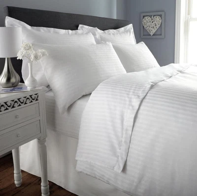 Egyptian Cotton White Bedding - Image 1 of 3