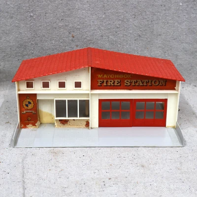 1960s Matchbox Fire Station Building by Lesney Red Roof - Image 1 of 4
