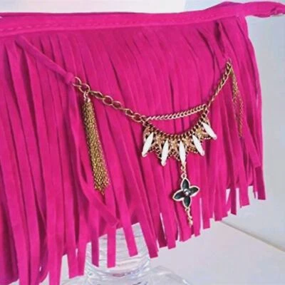 Bolsa tiracolo com franjas Fuscia rosa boêmia corrente com miçangas berloque flor cigana  - Imagem 1 de 4