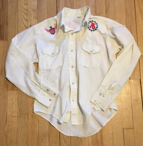 Vintage 1976 Embroidered Button Up Shirt Size Medium. Rodeo Shirt - Picture 1 of 11
