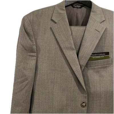 Men’s Suit Size 42S Pants 36Wx30L Jos A Bank Traveler’s Collection Gray 2PC Suit - Image 1 of 4