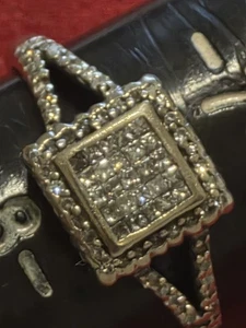 10k massiver Weißgold Princess Diamantschliff Cluster Ring Größe 7,75 - Bild 1 von 4