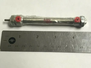 Bimba 0072-DXP Cilindro pneumatico ad aria 5/16" x 2" - Foto 1 di 4