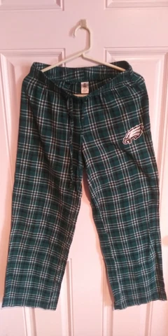 Eagles NFL Team Apparel   Green Plaid Pajama Bottoms Eagles Logo Size Small  NEW Cover