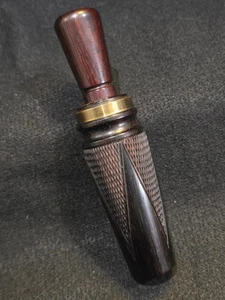 2000 Llamada de pato Y2K a cuadros de Jack Wilson (1936-2019) Hecho de madera de rosa - Imagen 1 de 9