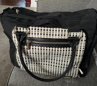 Bolsa de fraldas isolada JJ Cole Freeman - Preta e creme - Imagem 1 de 4