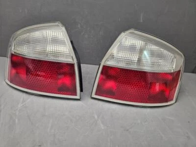 Juego de luces traseras Hella OEM 2004 2005 Audi S4 B6 sedán euro par 04 05 Foto 1 de 4
