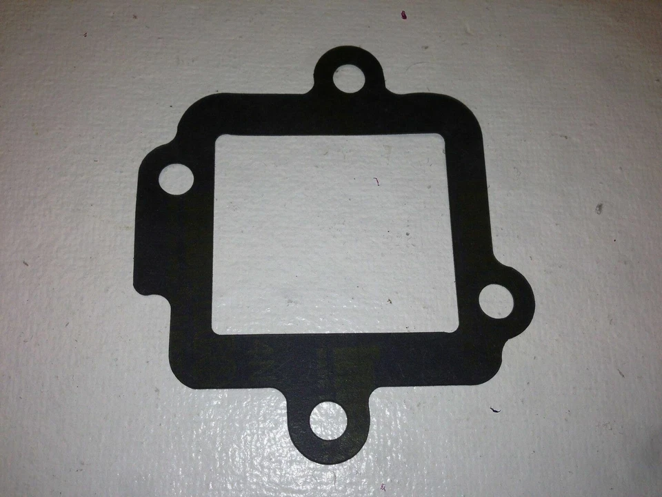 2001-2005 Yamaha VINO YJ50 Valve Seat Gasket 5BM-13621-00 Intake Reed - Image 1 of 1
