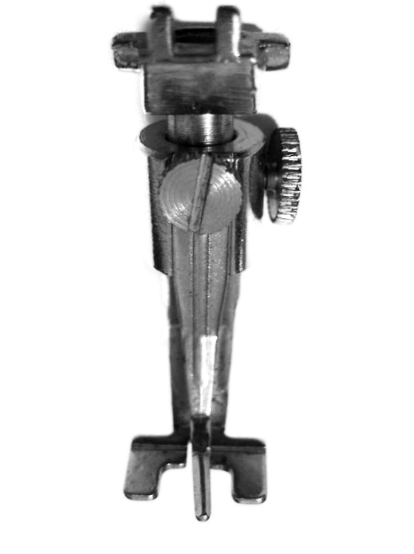  Button Sew-on Foot #18 / Bernina Old Style # 530-1630  - Image 1 of 1