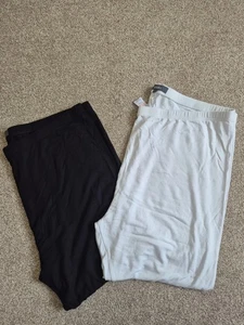 Two Pairs Studio Black And White Cropped Leggings Size 20/ 22 - Picture 1 of 7