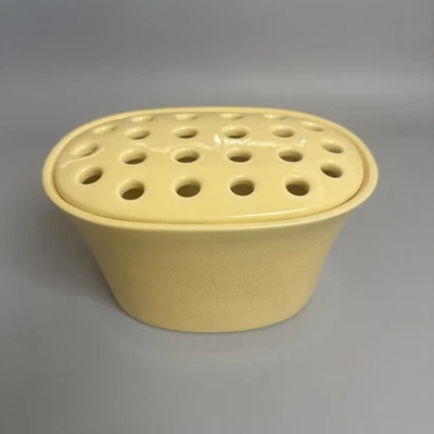 Southern Living At Home Oval Arrange It Easy Vase Flower Frog / Pale Yellow - Image 1 of 4