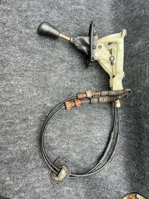 🚘02-07 Toyota Camry Solara 2.4L 4 Cyl Manual Trans Shifter W/Cable - Image 1 of 4