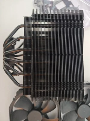 Noctua NH-D15 chromax.Black, Dual-Tower CPU Cooler (140mm, Black) LGA1200 Mount - Image 1 of 4