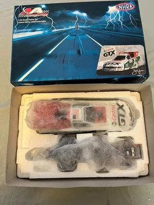 John Force Action Castrol GTX 2006 Ford Mustang Funny Car edición limitada  Foto 1 de 2