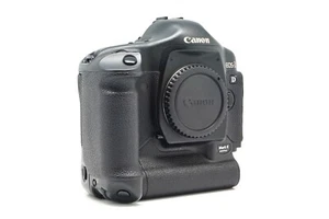 Canon EOS 1D Mark II 8.2MP EF Mount Digital Camera Body - Picture 1 of 13