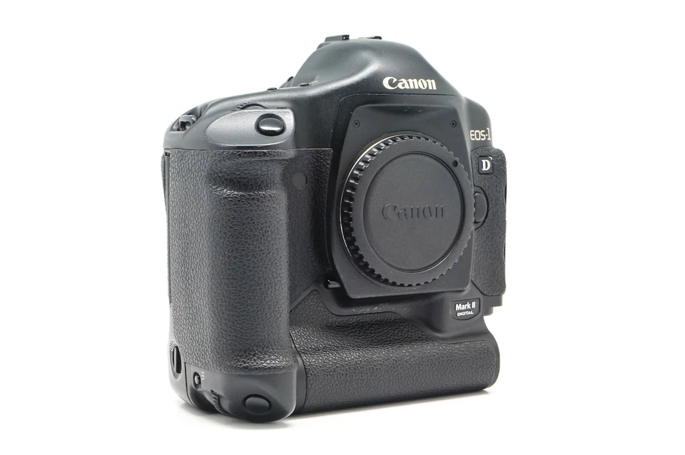 Canon EOS 1D Mark II 8.2MP EF Mount Digital Camera Body - Image 1 of 1