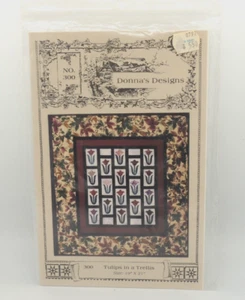 Donna's Designs Tulips in a Trellis #300 Quilt Pattern Primitive Folk Art - Picture 1 of 3