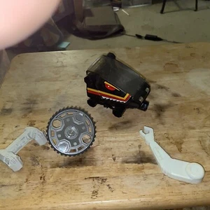 LOT OF VINTAGE MIXED ROBOTIX PARTS - COCKPIT  And More - Picture 1 of 8