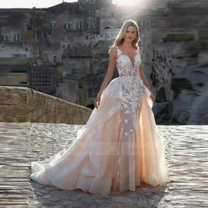 Sexy V Neck Mermaid Wedding Dress Luxury Trail Lace Floral Princess Bridal Gowns - Picture 1 of 5