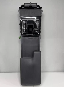 JAGUAR XE 2019 CONSOLA CENTRAL DELANTERA PORTAVASOS INTERRUPTOR DE ESTACIONAMIENTO PUERTO USB COMPLETO - Imagen 1 de 13
