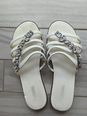 Sandalias Kensie con adornos de piedra --mujer talla 7M Foto 1 de 4