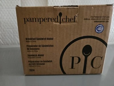 Pampered Chef Breakfast Sandwich Maker Ceramic White. New In Box. - Image 1 of 4