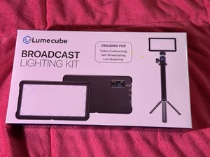 Lume Cube Broadcast Lighting Kit | Live Streaming, Video Conferencing Remote New - Picture 1 of 4
