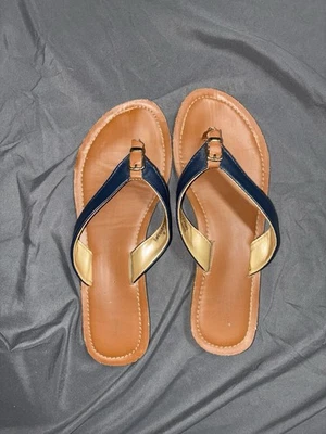 BlueFin Women's Navy Blue Flip Flop Sandals Tan Footbed Size 8 - Image 1 of 4