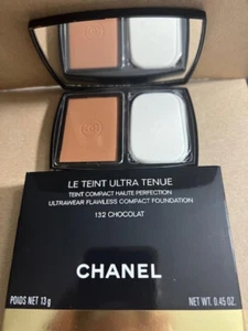 CHANEL LE TEINT TENUE ULTRAWEAR FLAWLESS COMPACT FOUNDATION ~ # 132 CHOCOLAT - Picture 1 of 5